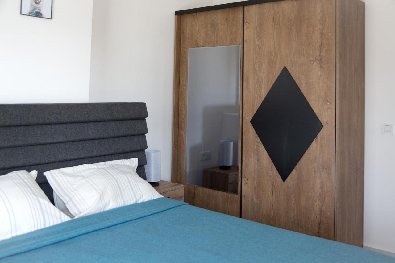 Artlife Apartment *
